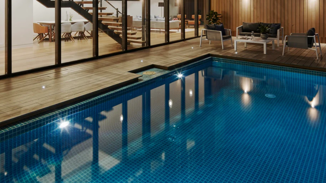 Iluminación LED para albercas: Guía técnica para diseño y ahorro energético